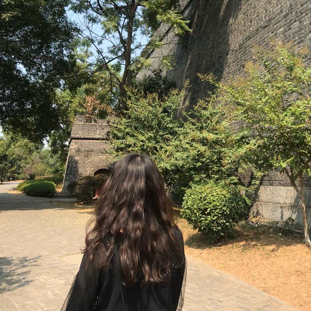 饿了就得吃