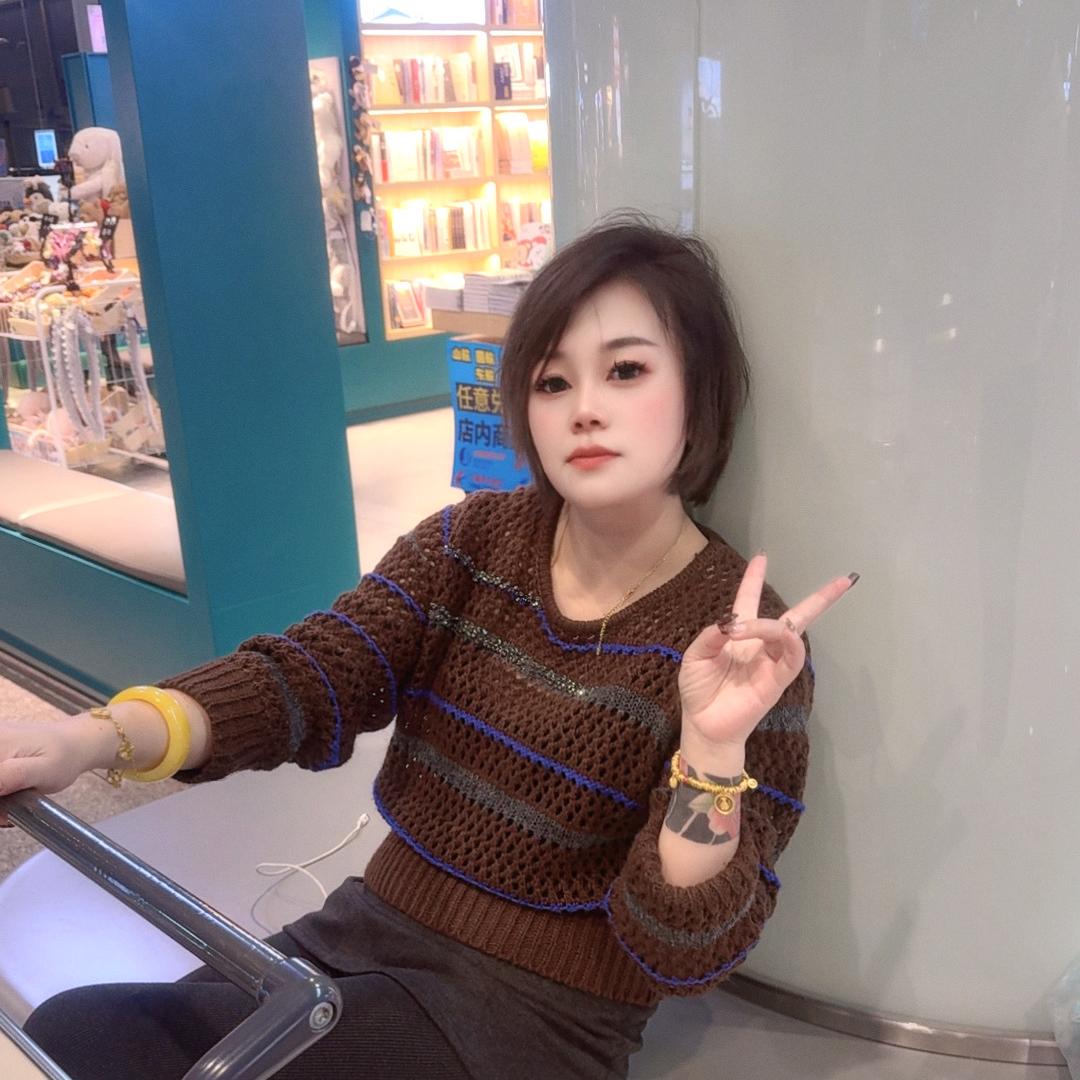 冯冯家女装体验店