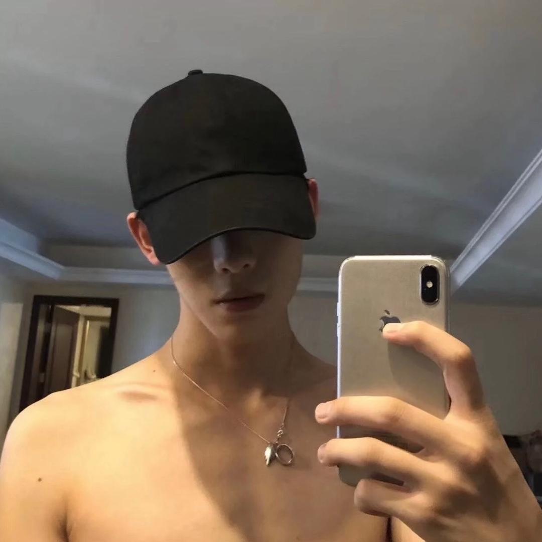不会玩车的刘Sir.
