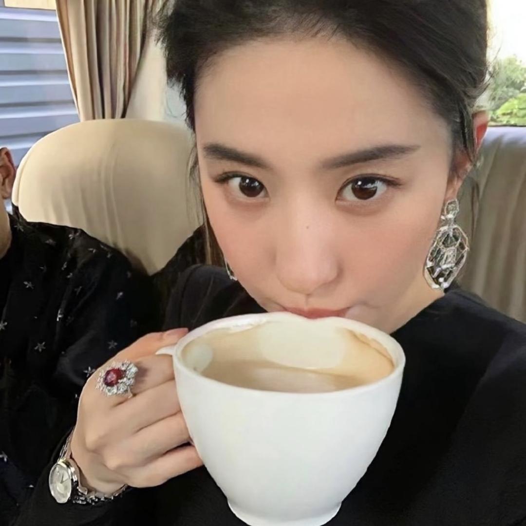 欧尼姜^