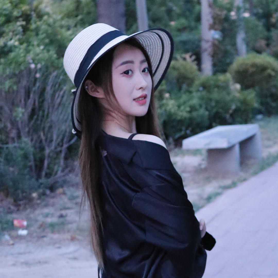 山东女孩逛延安
