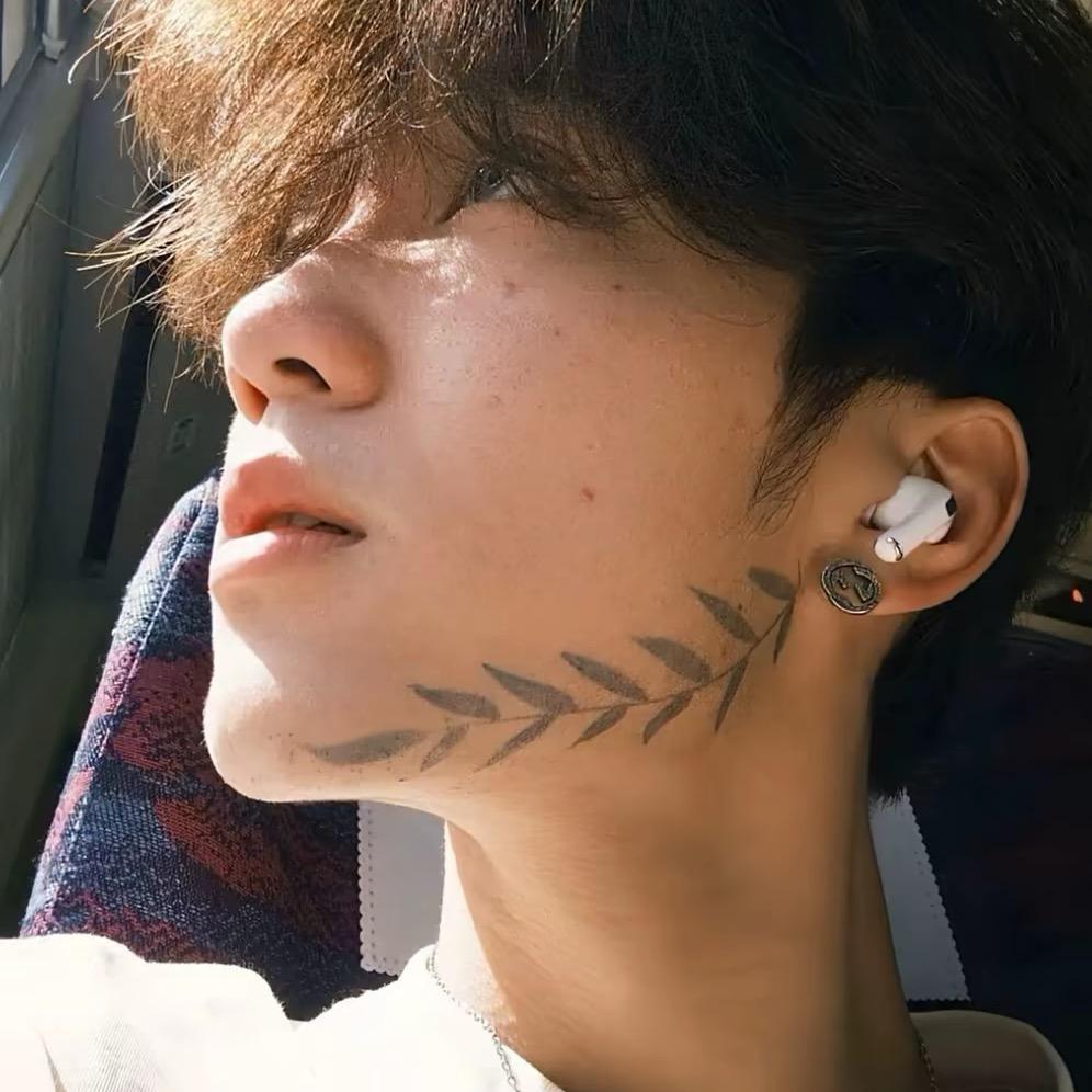 Auㅤ