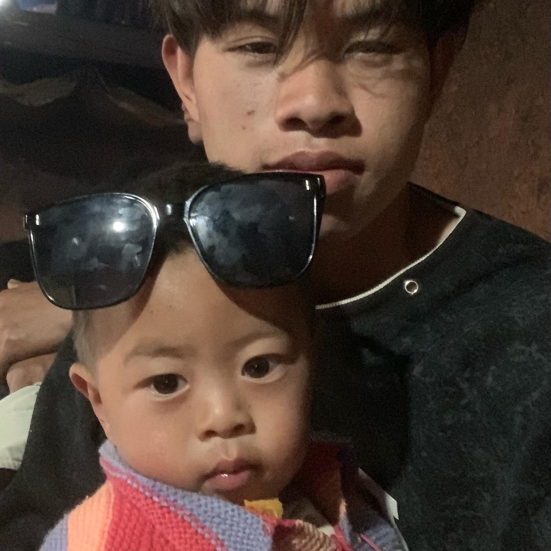 小小凡