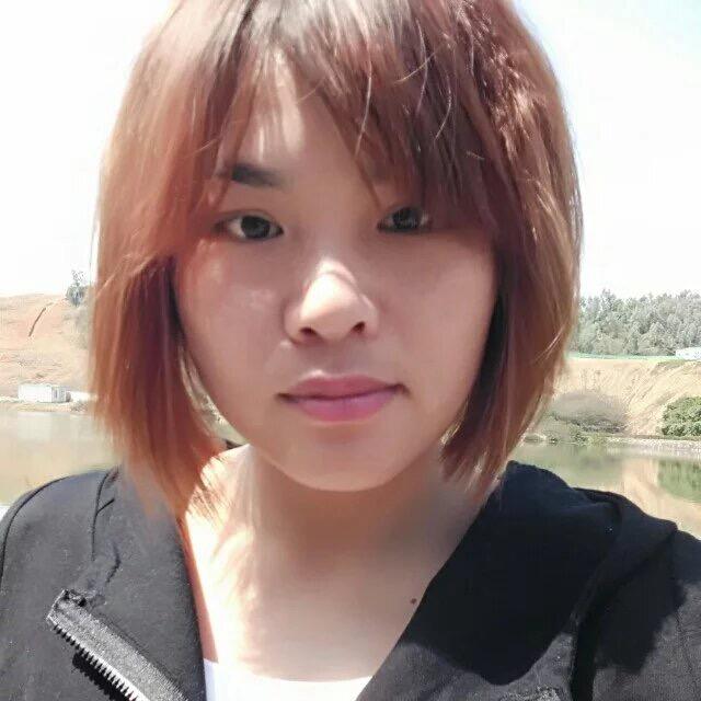 阿表新旧货市场，吕双艳