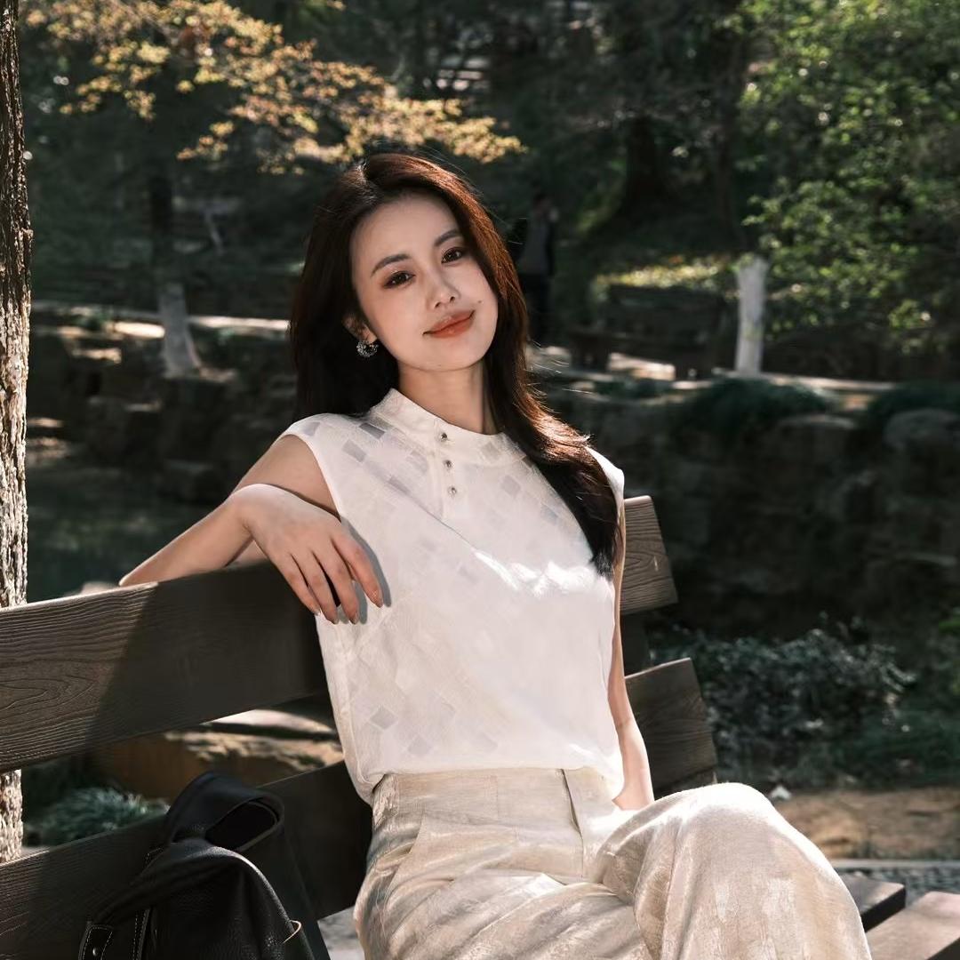 南乔兄妹香云纱