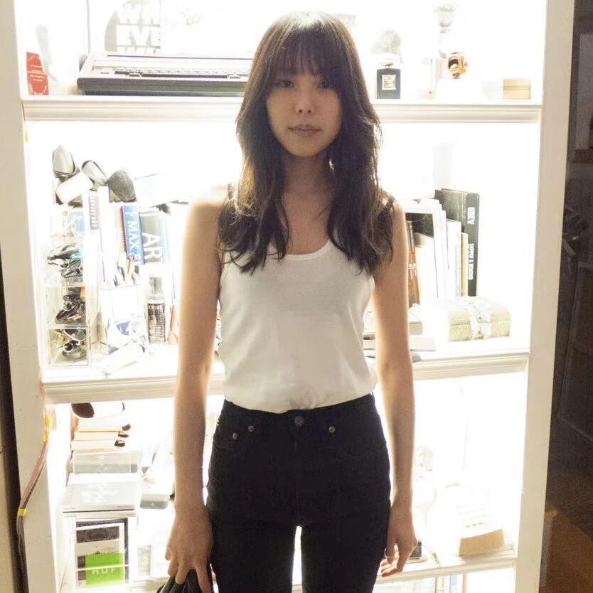 靳译肯