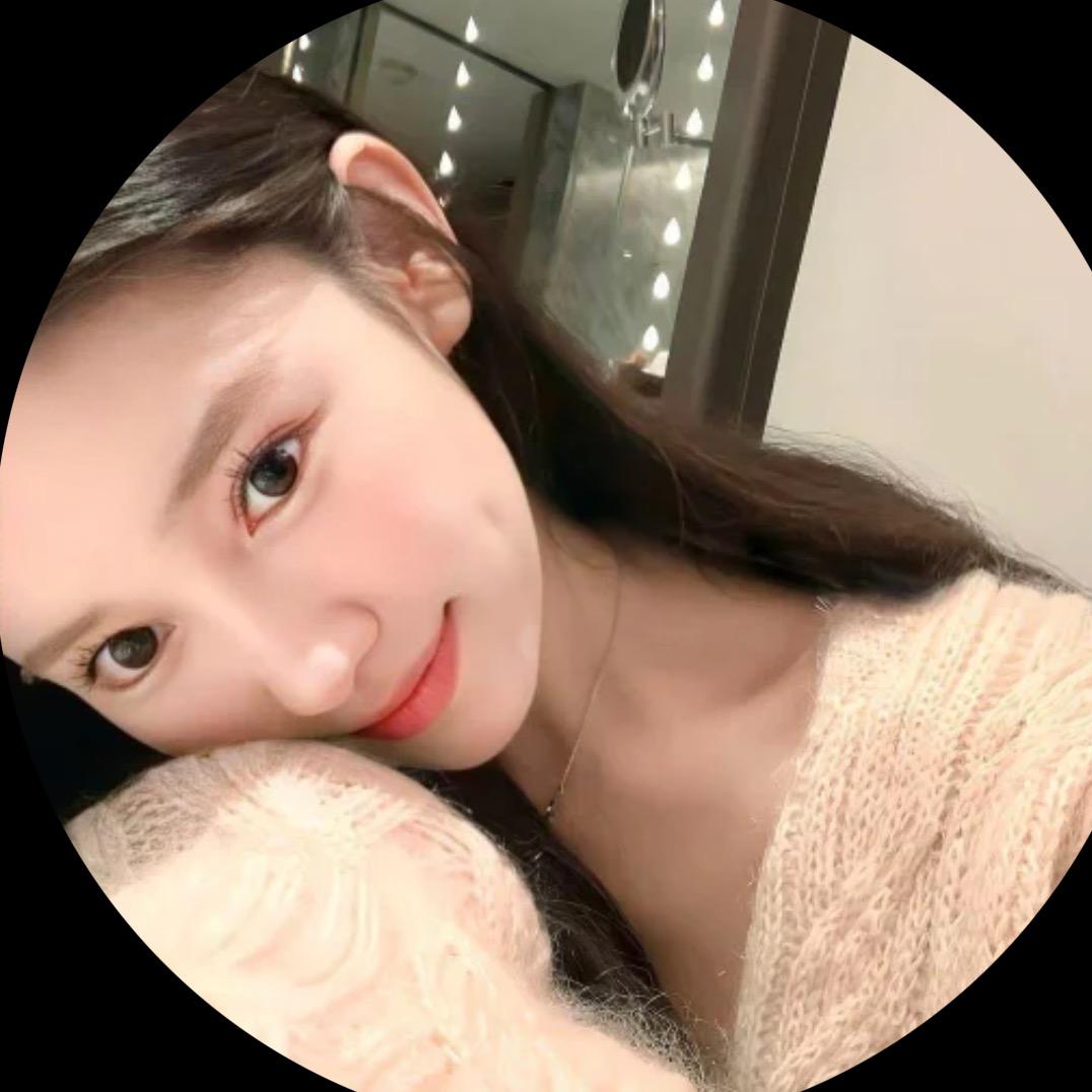 拍照只会比耶°¯᷄◠¯᷅°