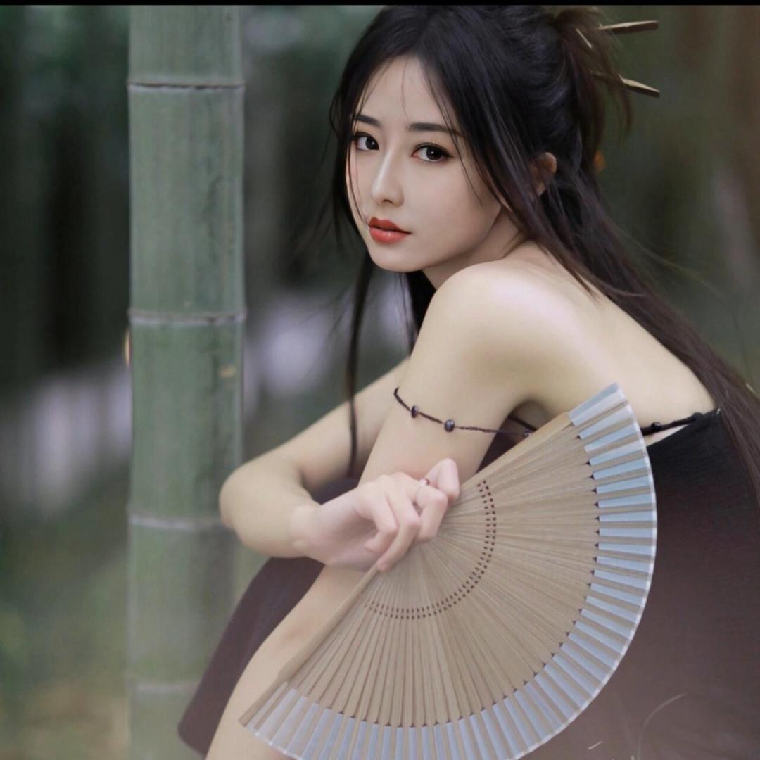 晨姐家专业丝巾