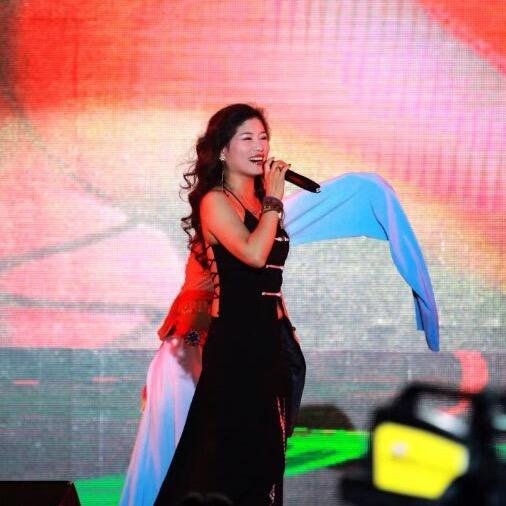 歌者🇨🇳刘豆🎤
