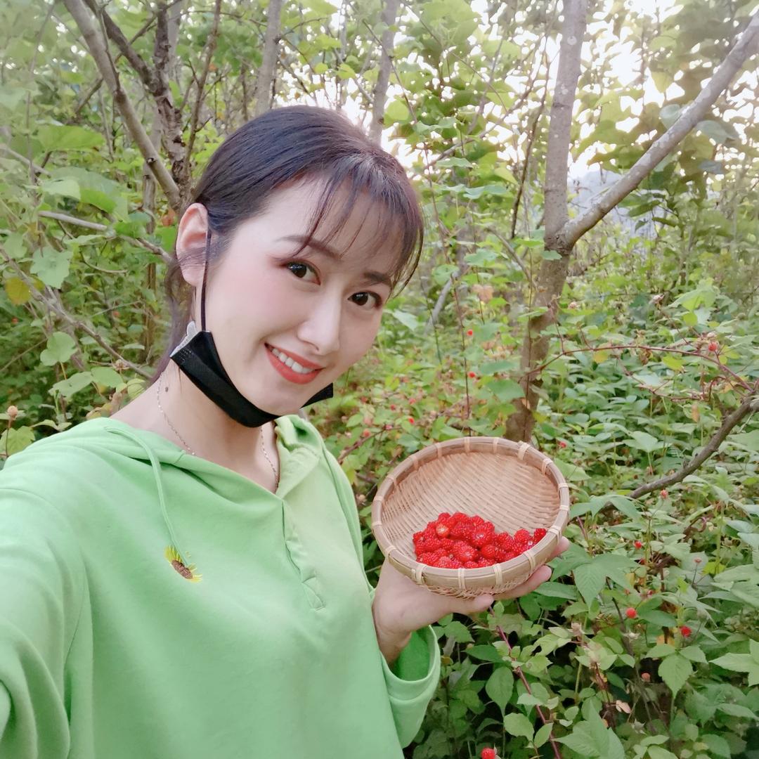 是嫣然呀