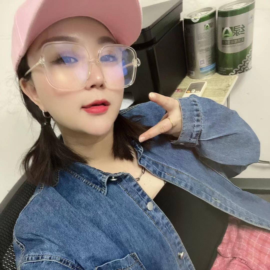 CC👧