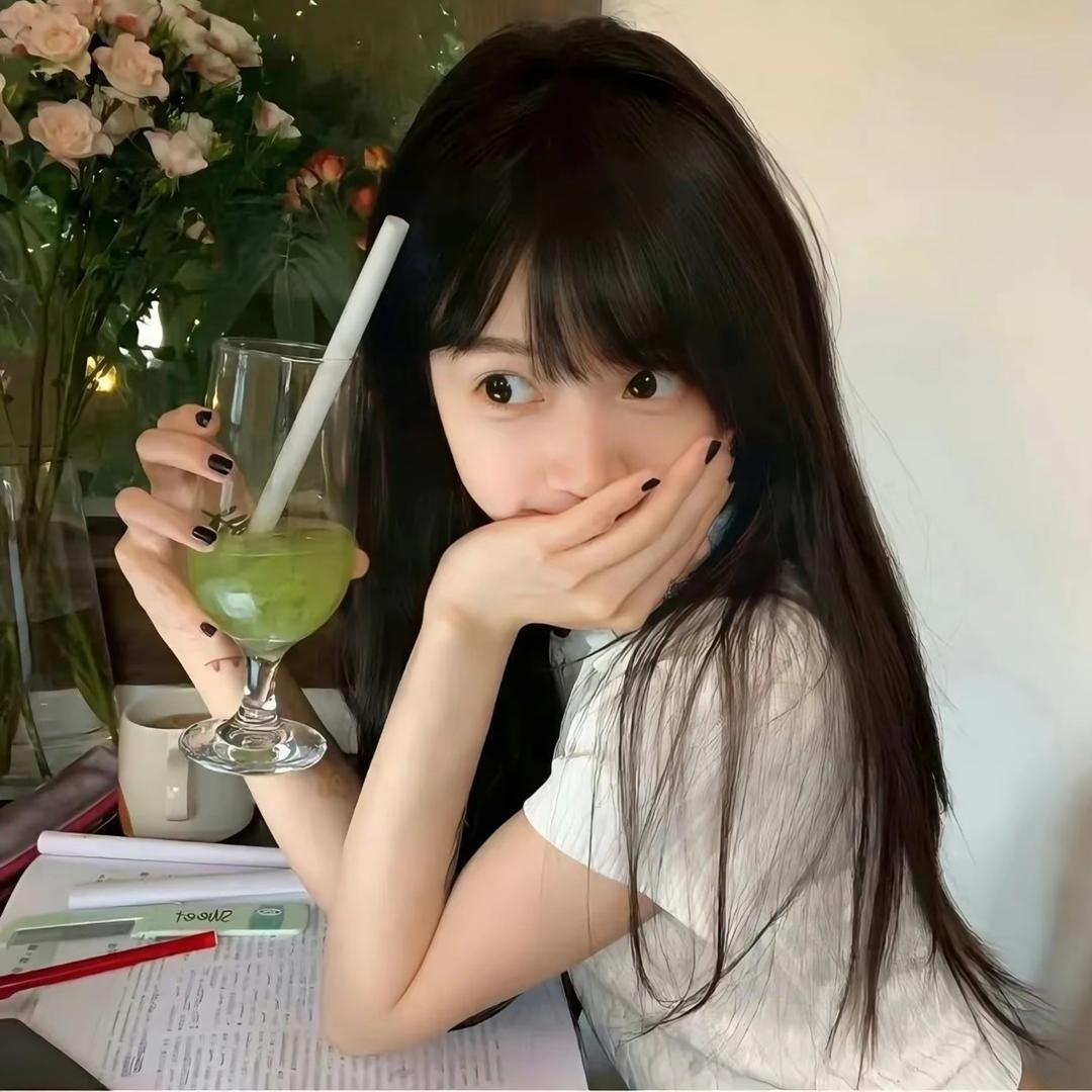 呲呲-