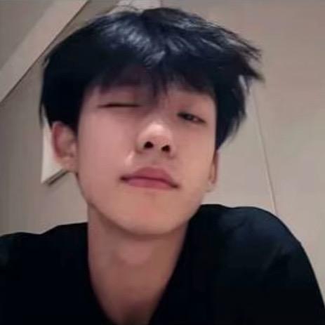 ￴￴￴ ￴￴   ￴