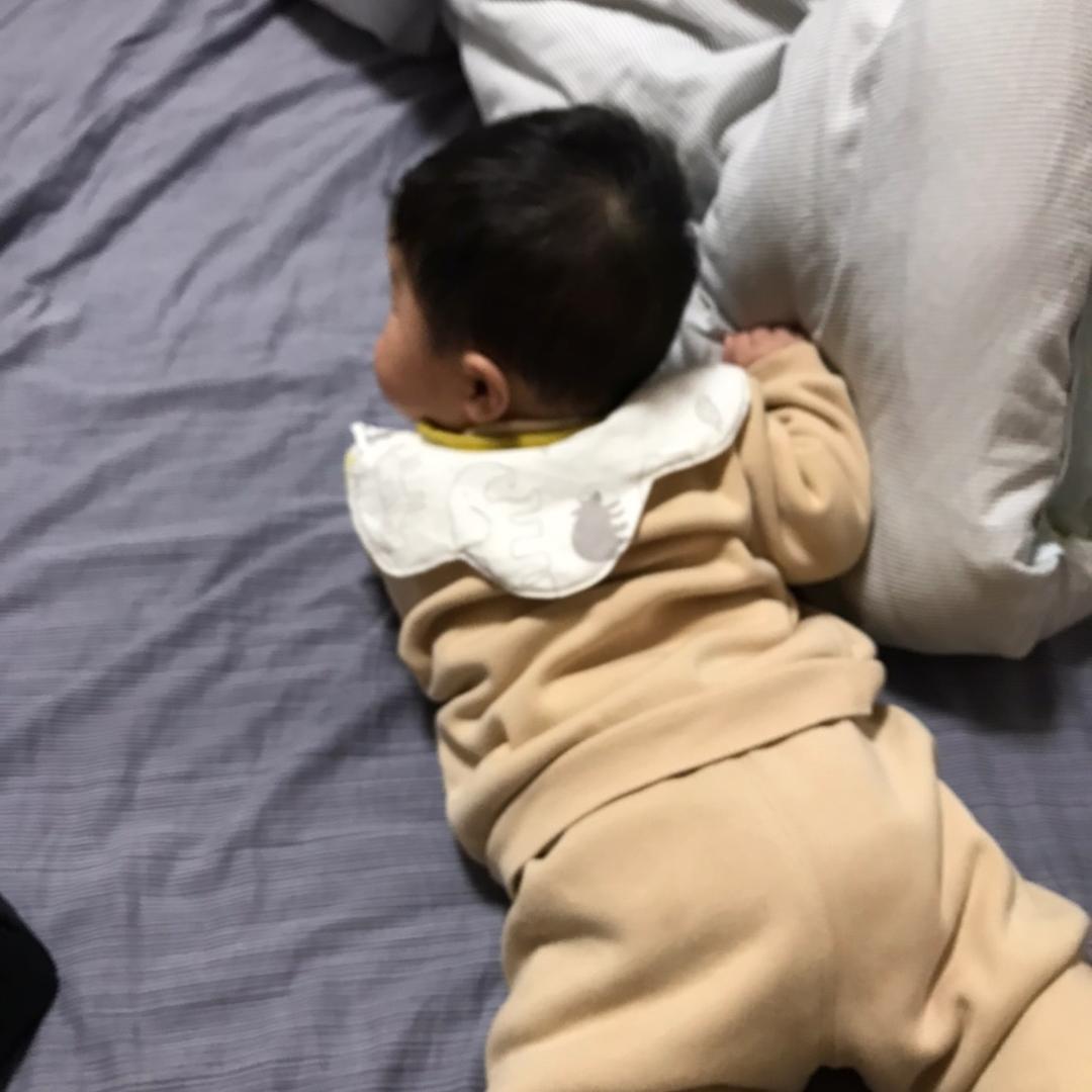 欧运翠
