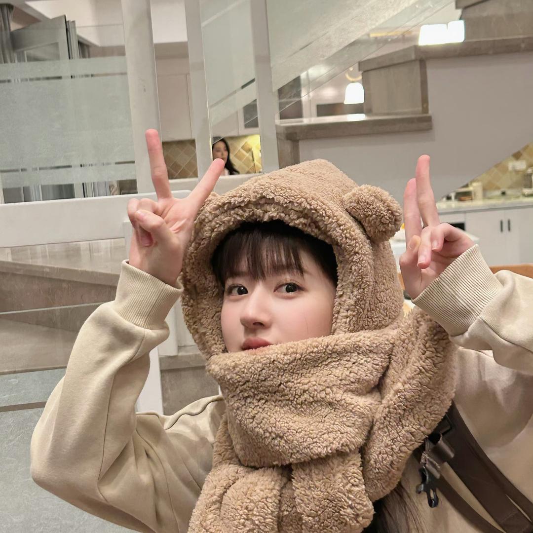 抱抱小团团