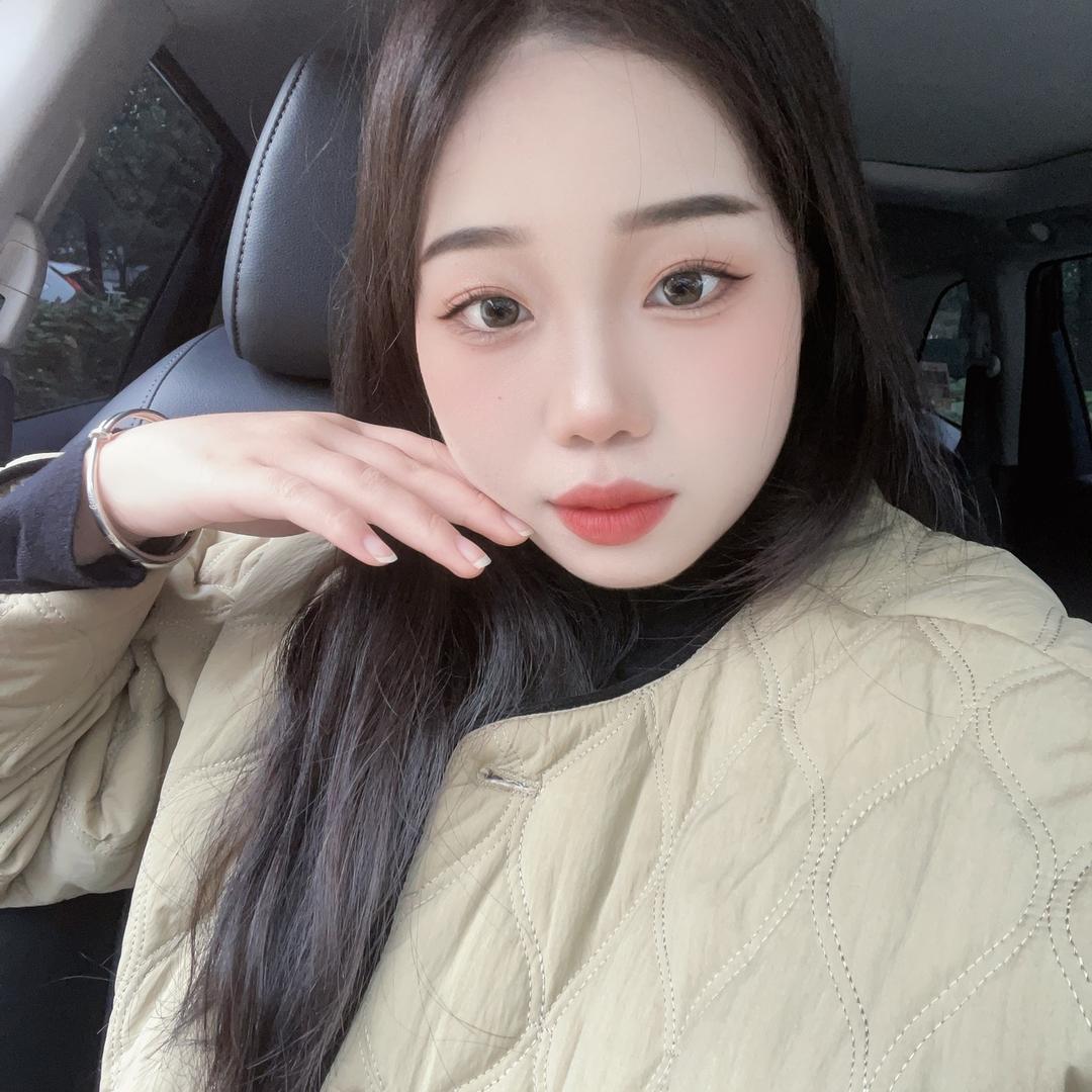 满脑子都是发财💰