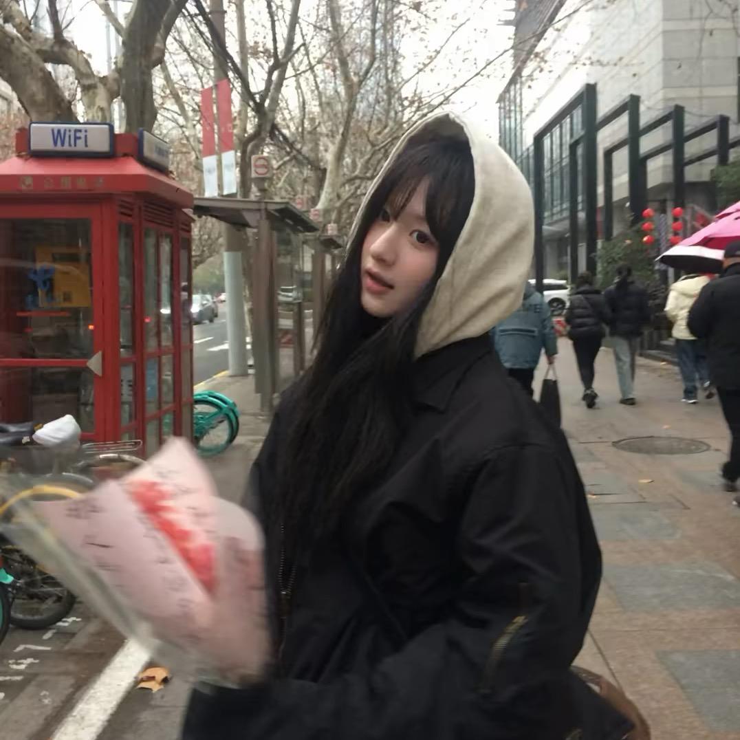 菠萝^