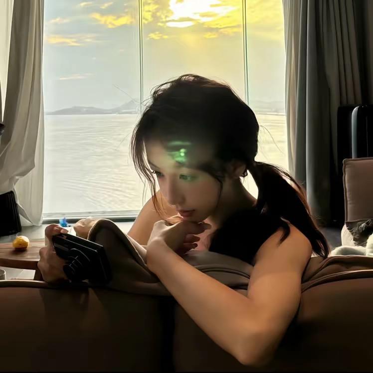 你怎么呆呆的