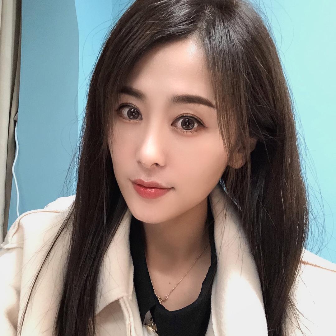 春天¹²⁶💫💫💍头像