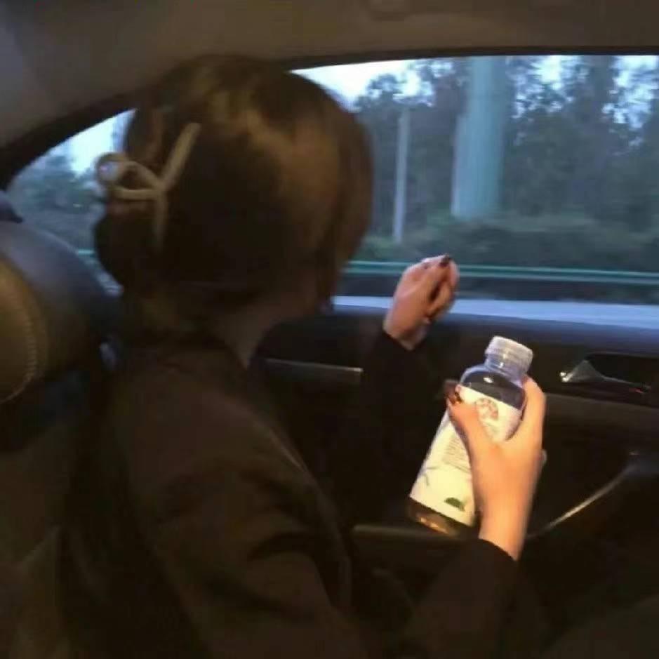 诗妍
