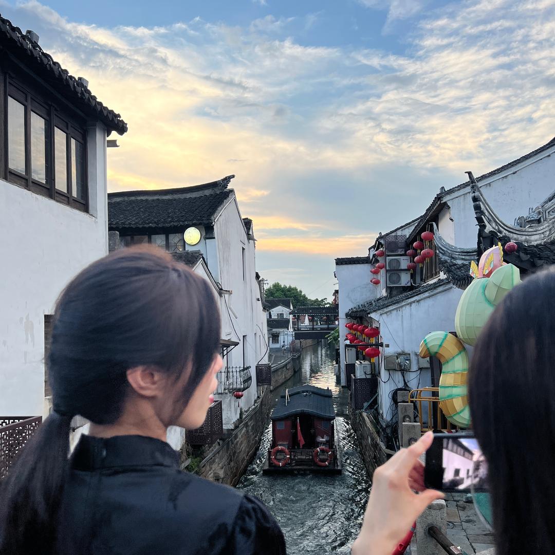 最靓的妮装