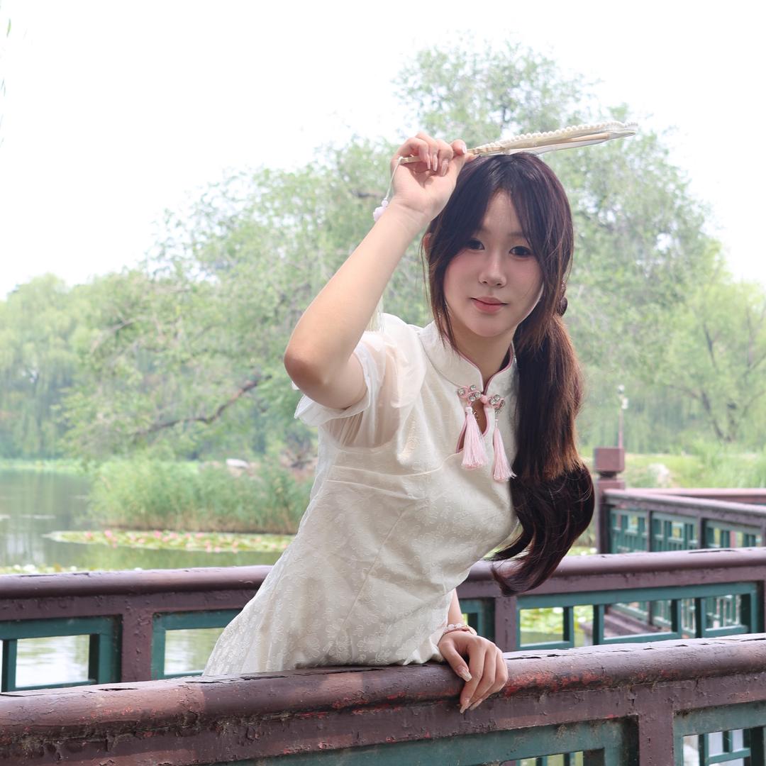 清纯女不大