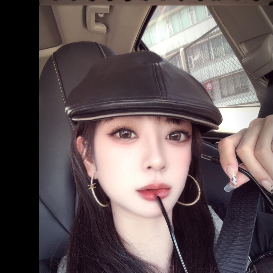 艾优薇精品女装店