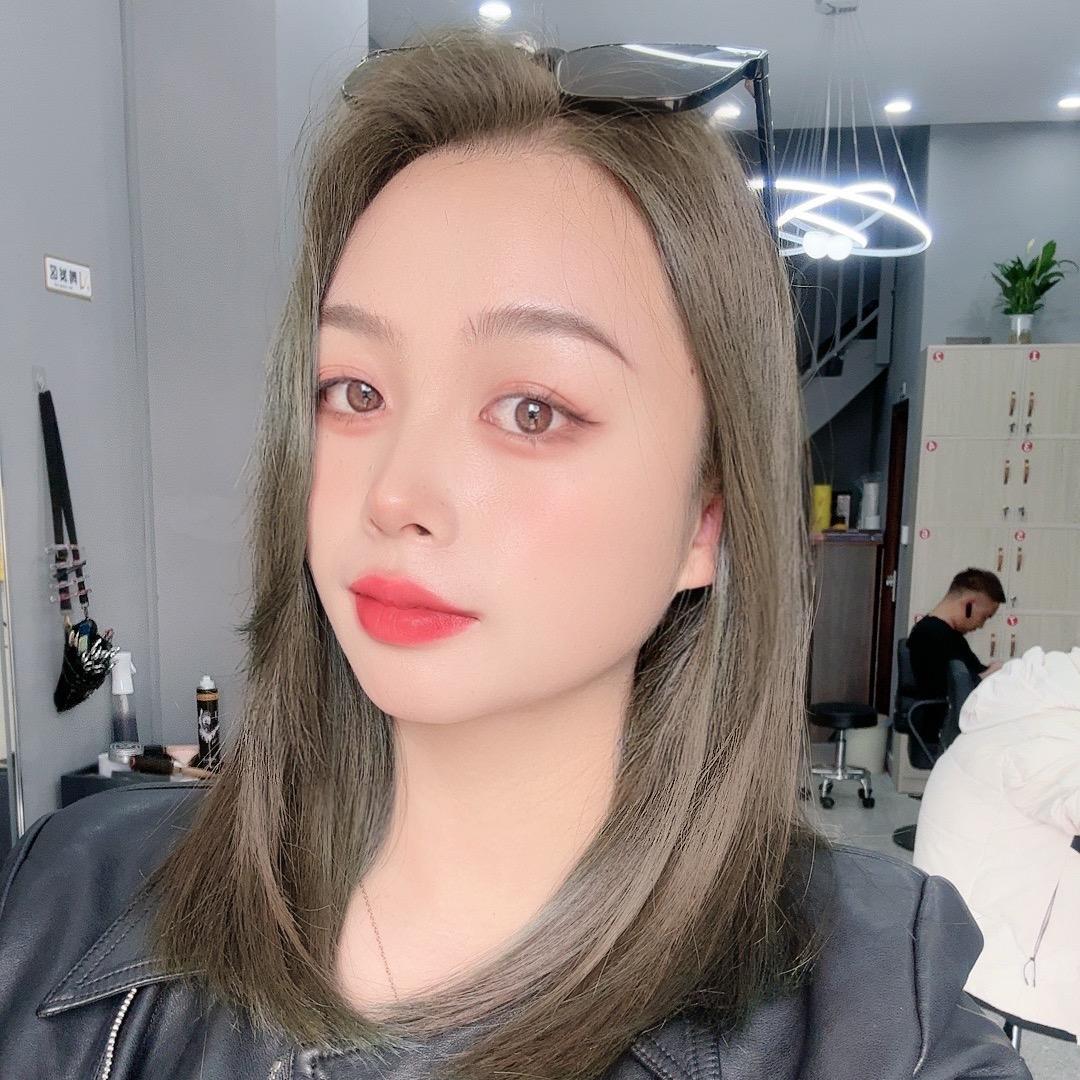 丽江青涩美发