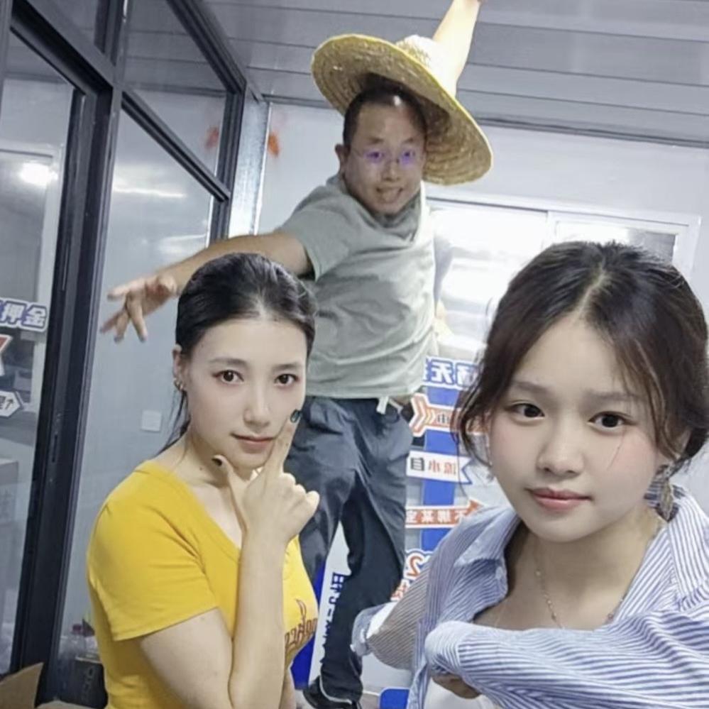 渝端汽车