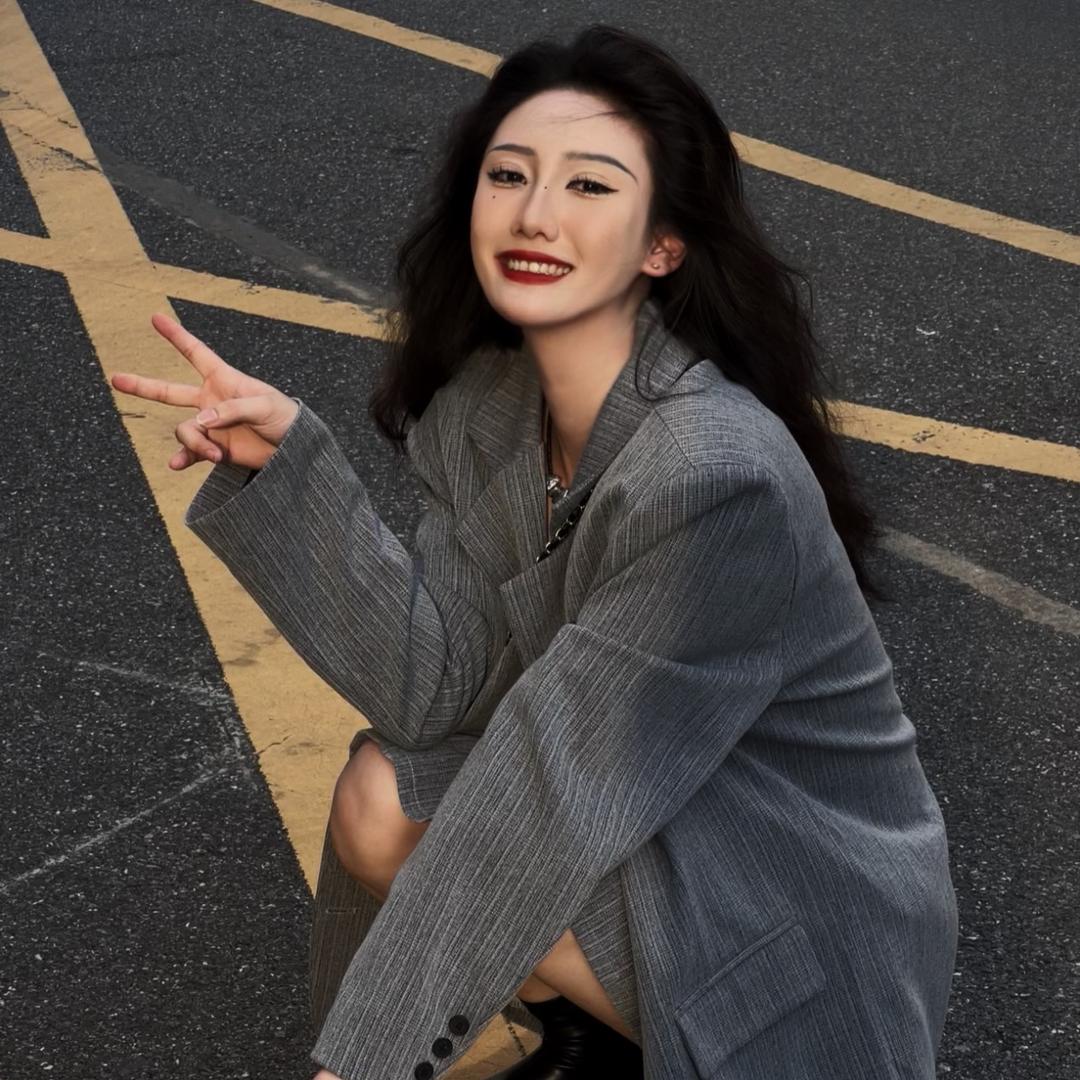 大诗女装欧品定制