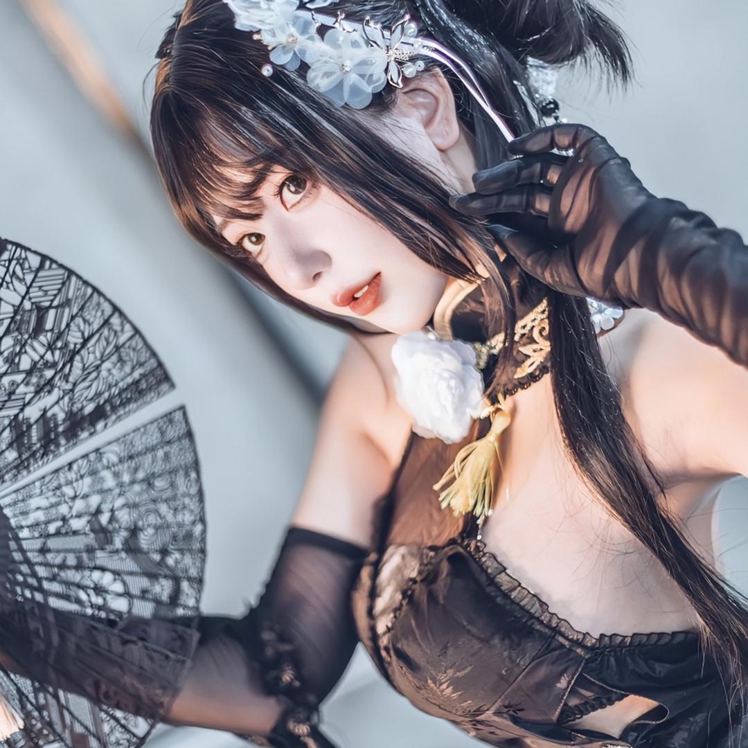 芊小芊芊          🕷️