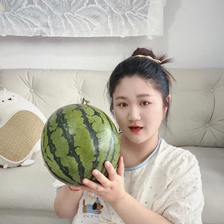 金金吖📮（产后减肥也太难了）