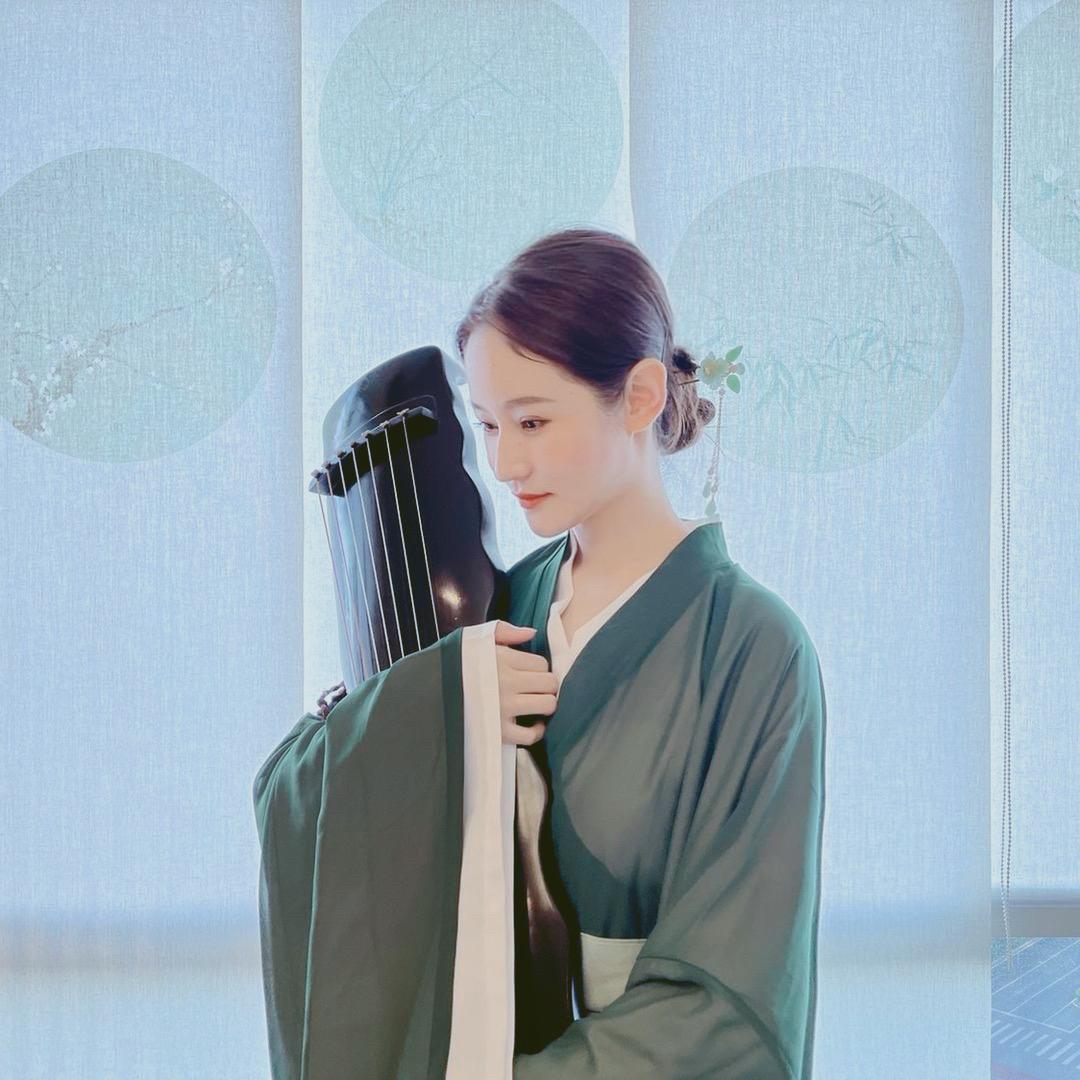 古琴薇薇
