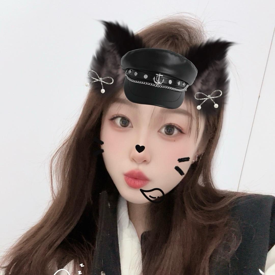 半斤草莓.🧚🏻