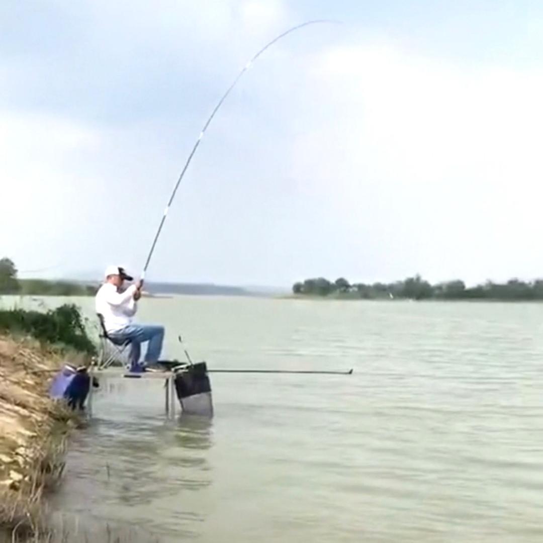 老五钓鱼🎣
