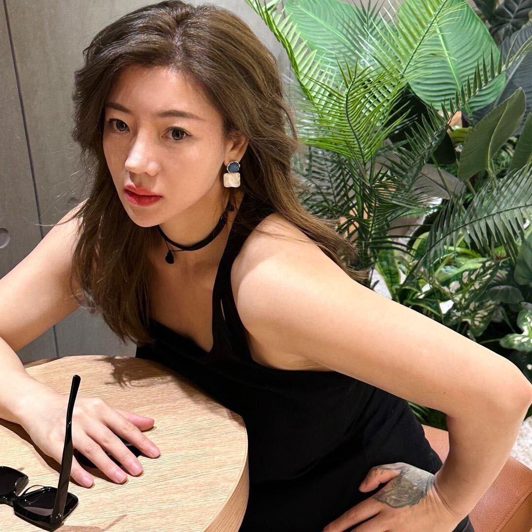 Y.肉肉