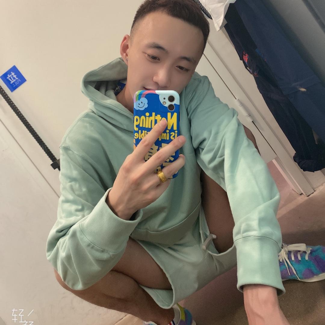酷酷。、