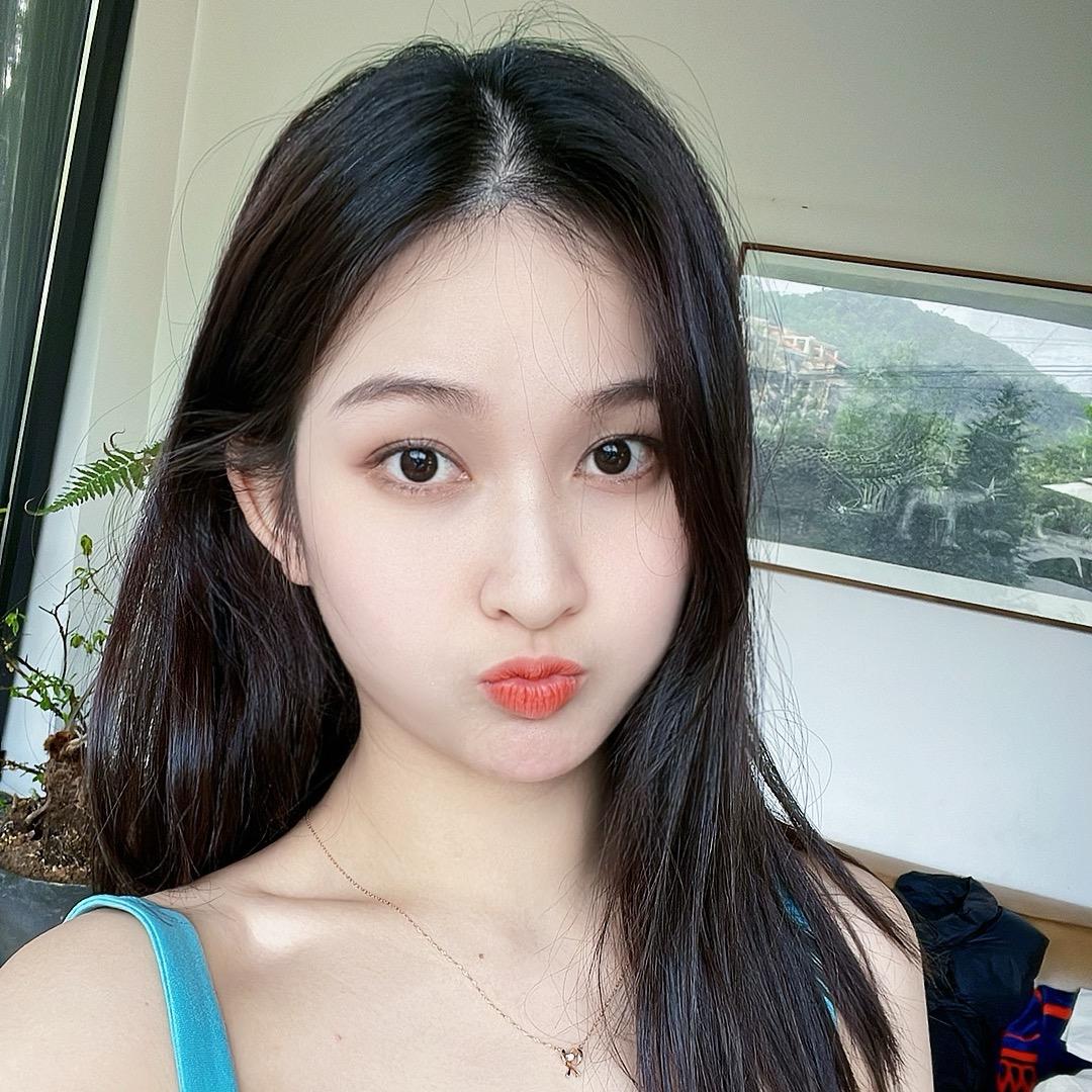 是彩彩呀