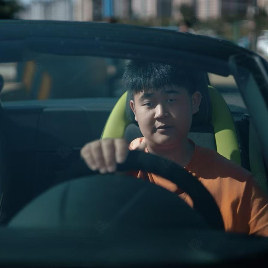 小老弟二手车小胖