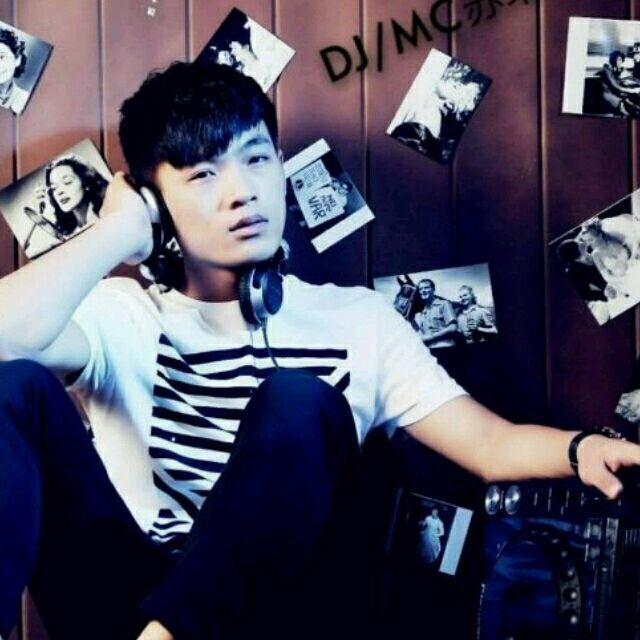 山东潍坊     吴彦祖