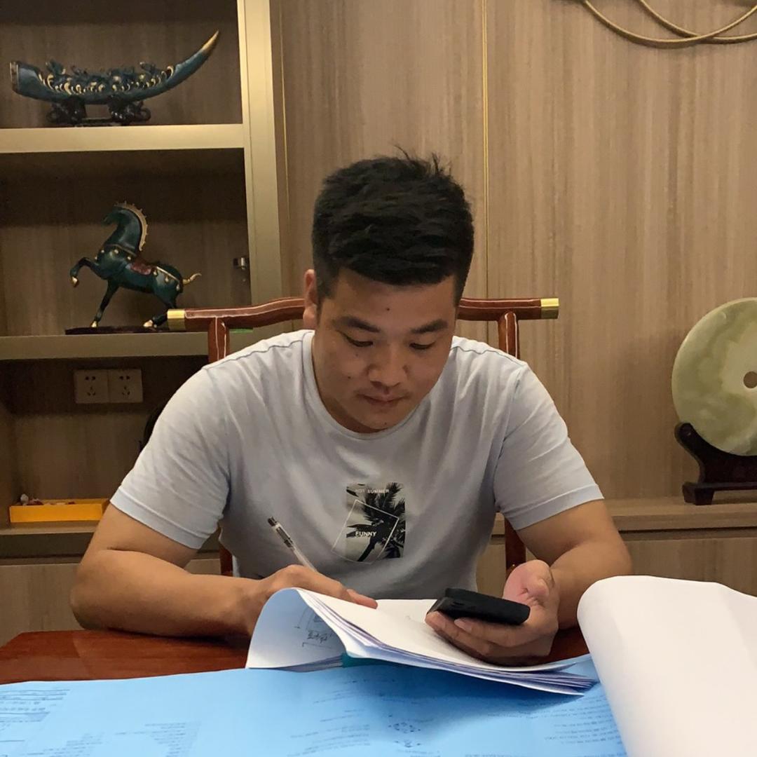 儋州那大美顶装饰建材店