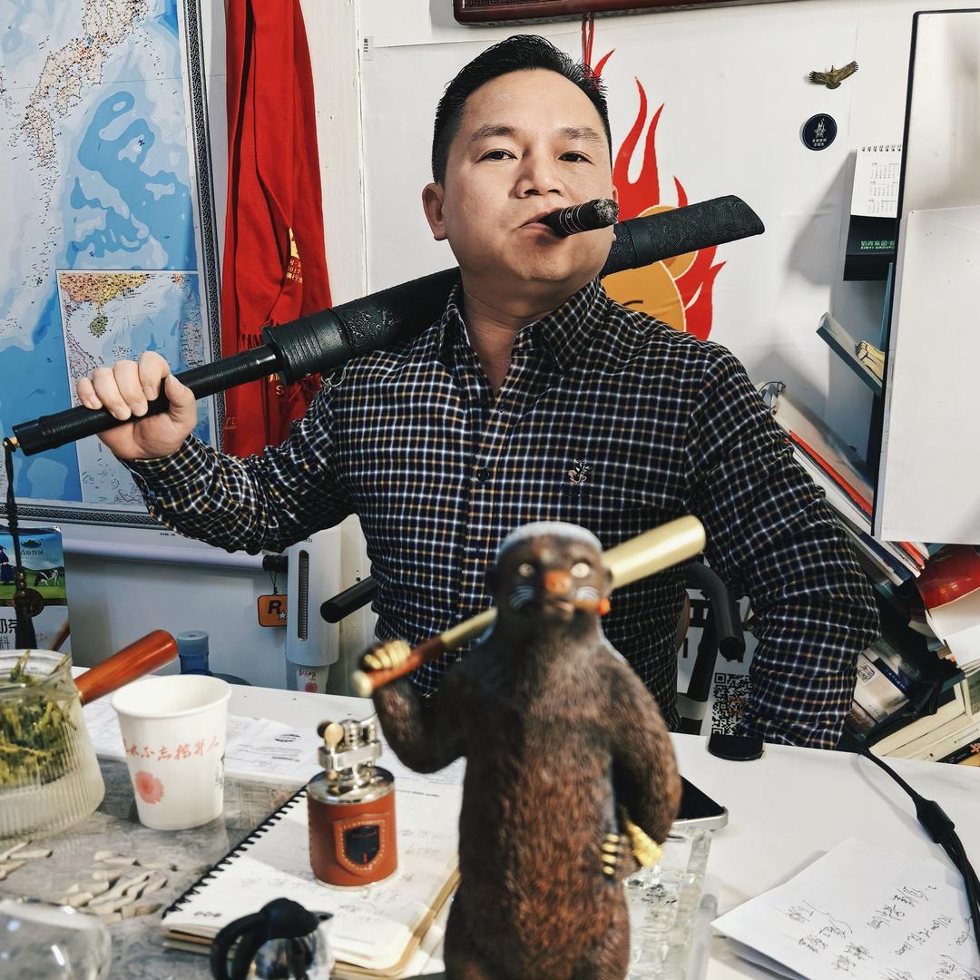 红印玻璃火熊联盟平头哥