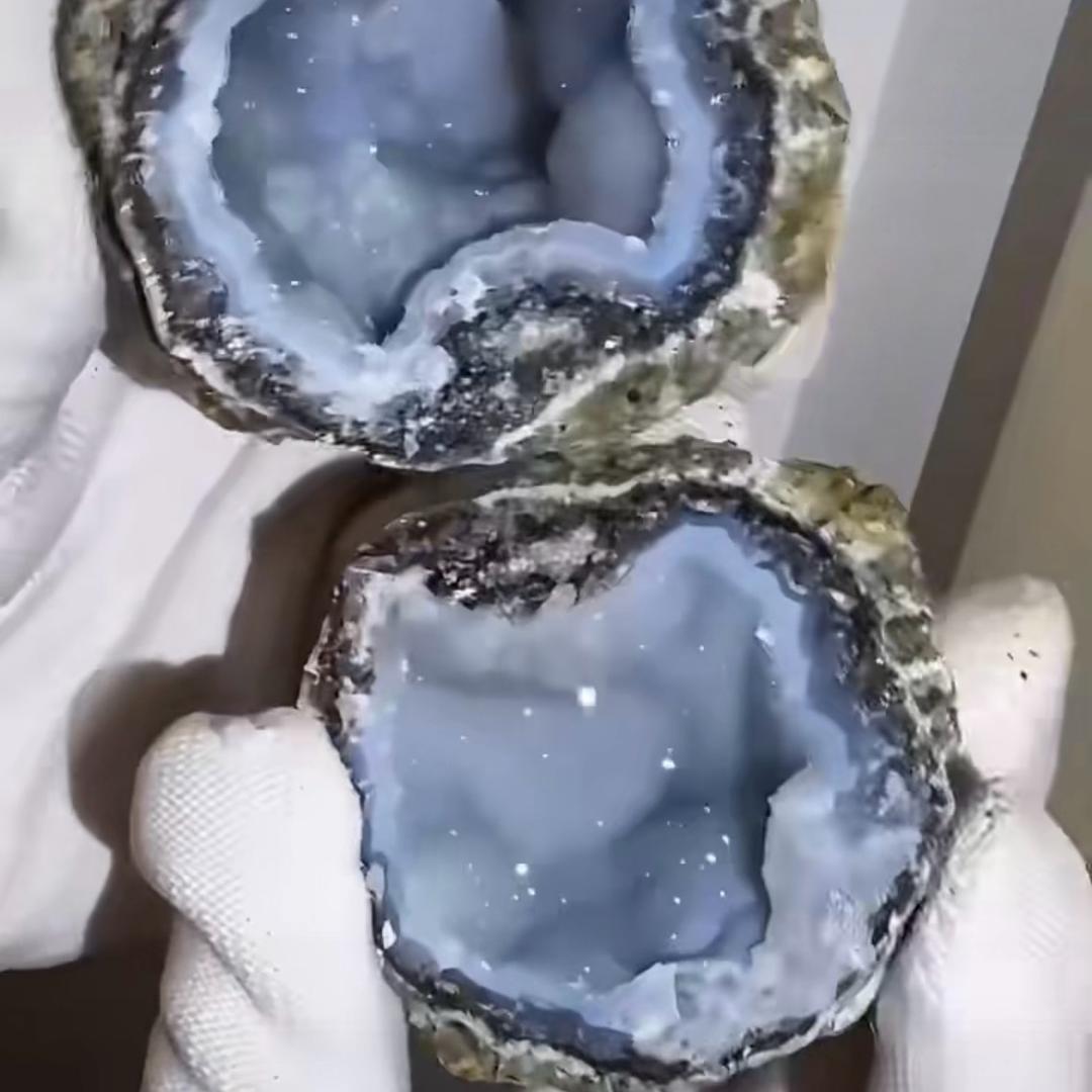 晶成石开（晶洞首饰盒）