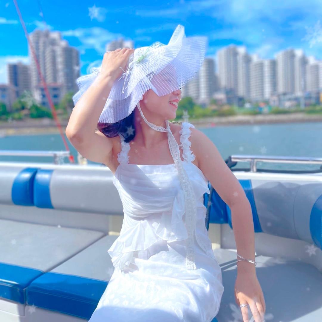 晶晶是个时尚辣妈啊