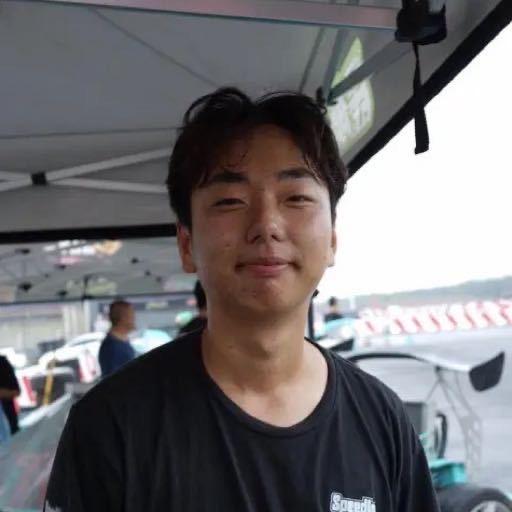 镰刀老师爱赛车