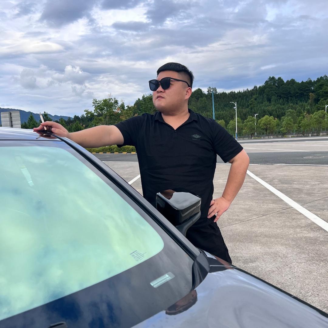 晚秋散了雾_