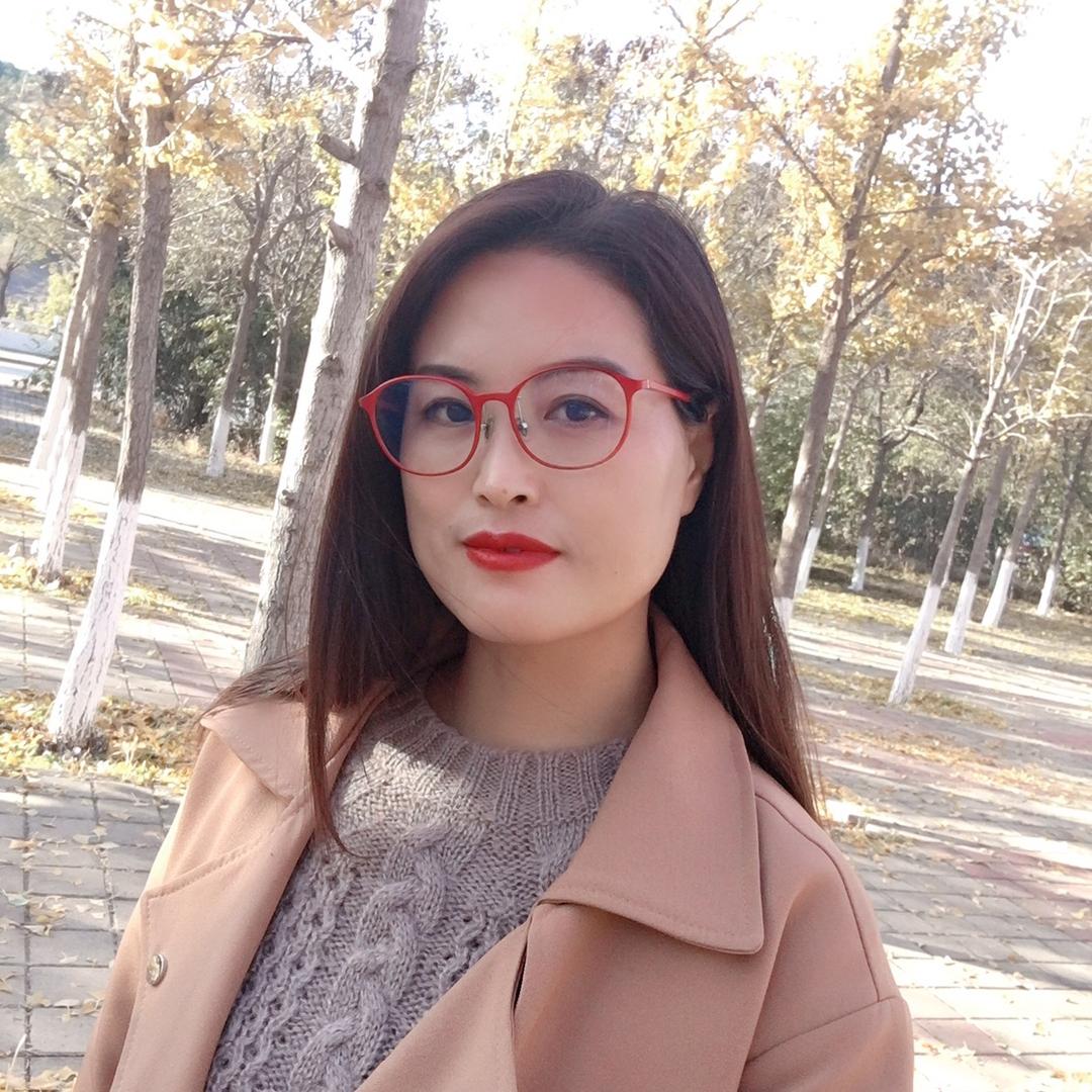 潮舞鞋服