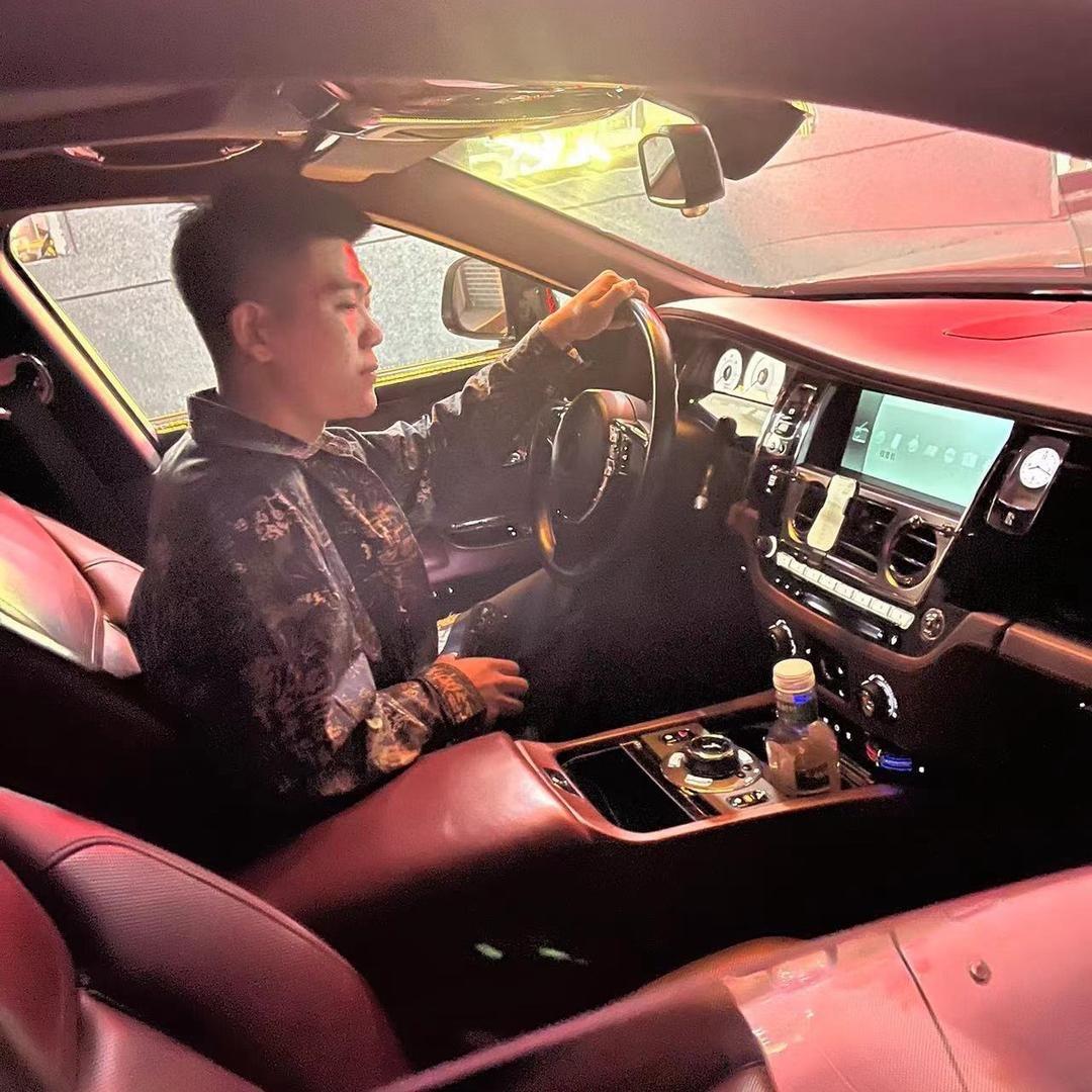 AO. 霸州Ｈ·L高端婚车🇨🇳