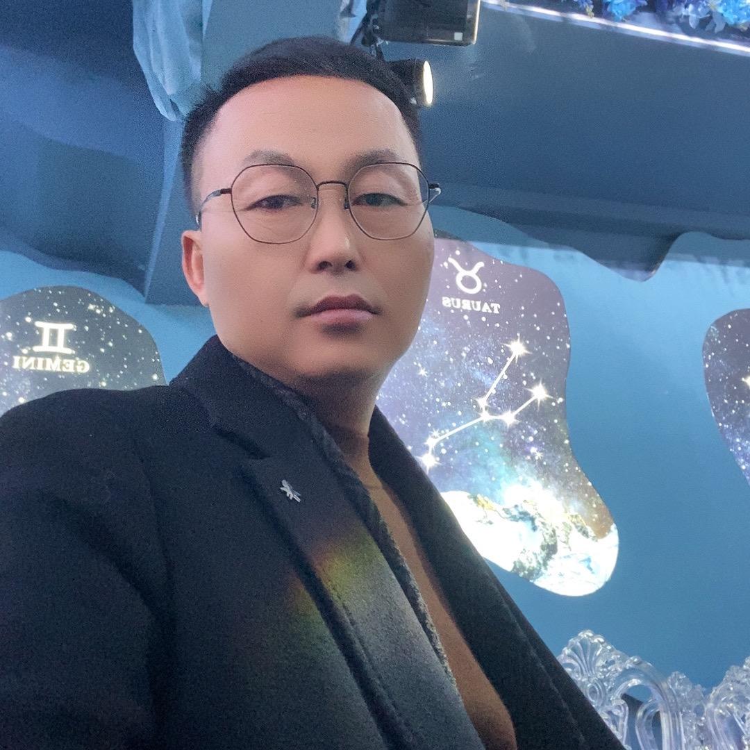 鲍百万🌈