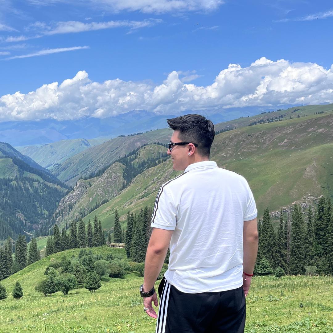 小艾力————